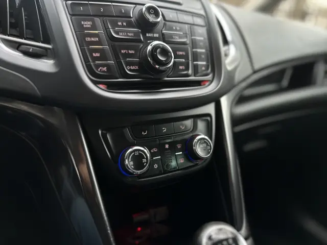 OPEL Zafira Cosmo