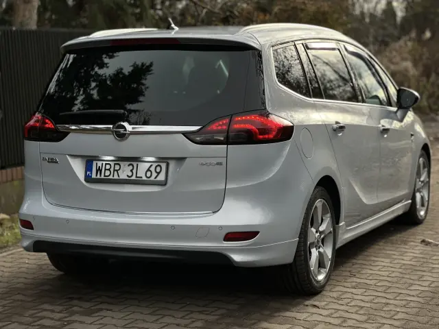 OPEL Zafira Cosmo