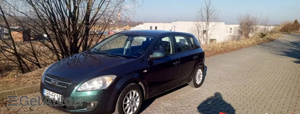 KIA Ceed 1.4 16V (90 KM)