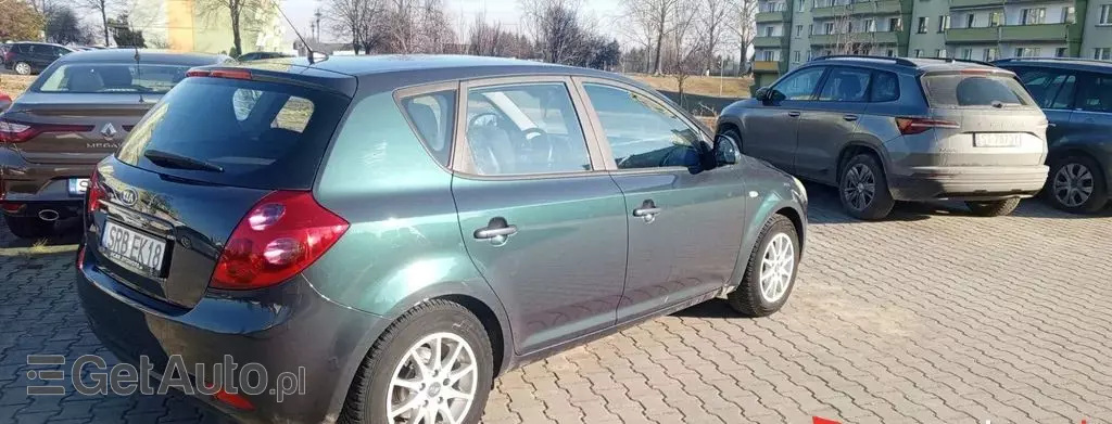 KIA Ceed 1.4 16V (90 KM)