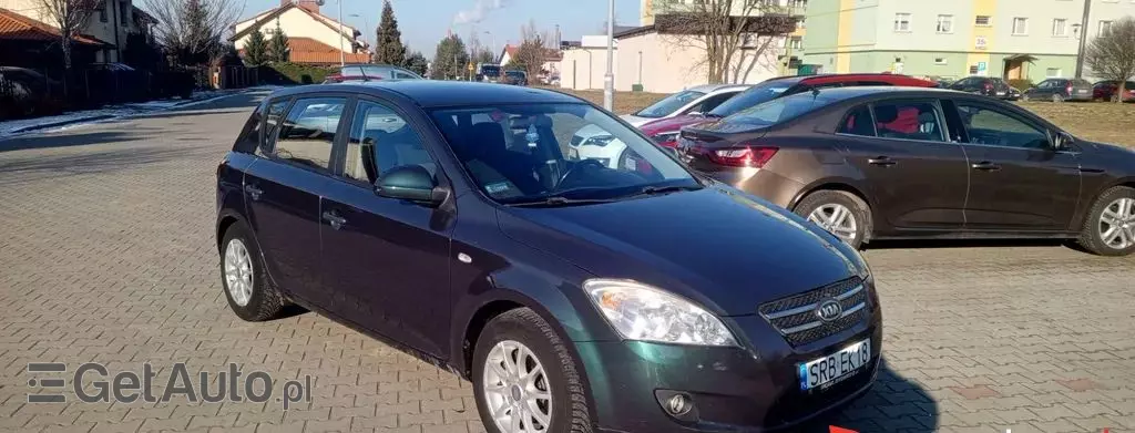 KIA Ceed 1.4 16V (90 KM)