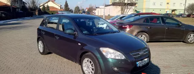 KIA Ceed 1.4 16V (90 KM)