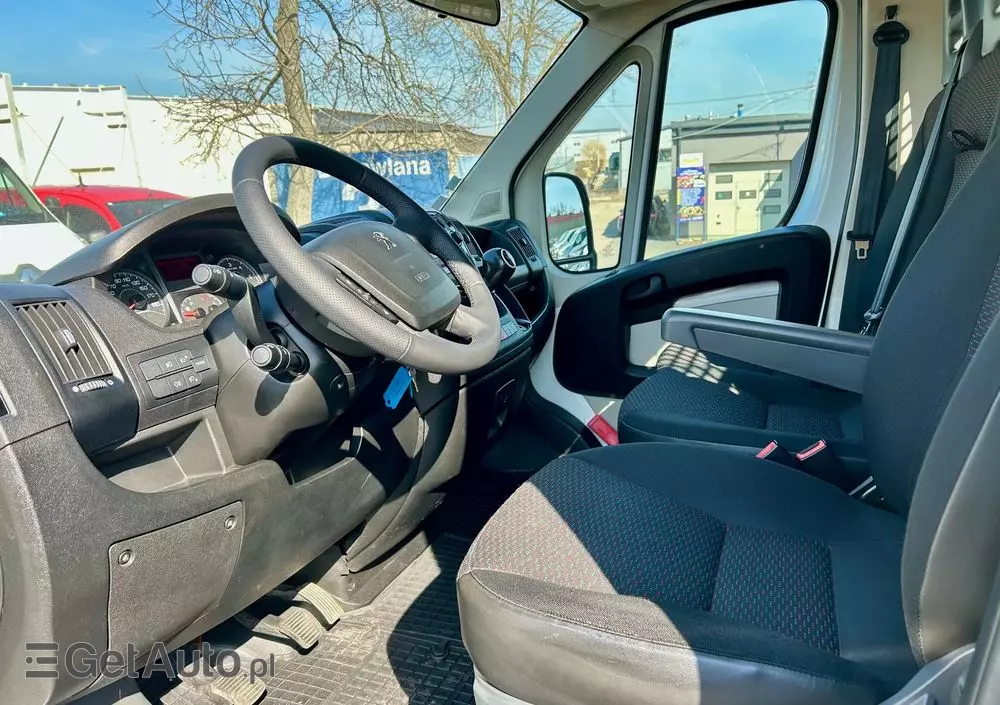 PEUGEOT Boxer 