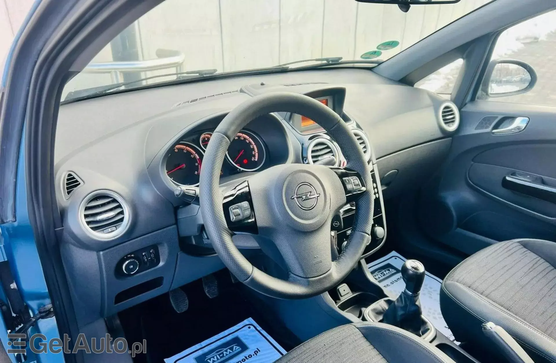 OPEL Corsa 