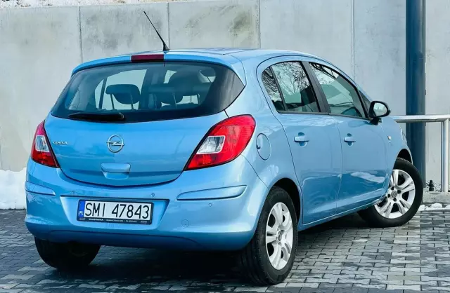 OPEL Corsa 