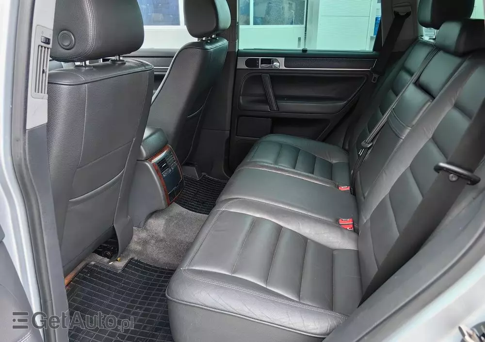 VOLKSWAGEN Touareg 4.2 V8 Automatik