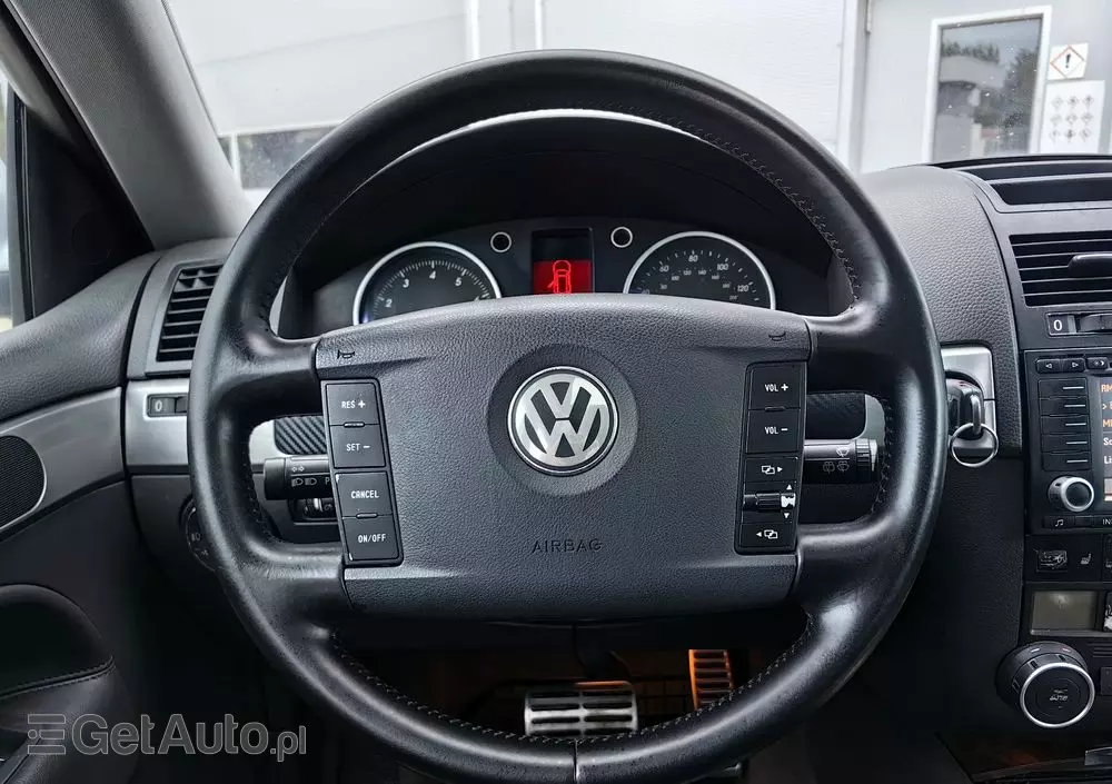 VOLKSWAGEN Touareg 4.2 V8 Automatik