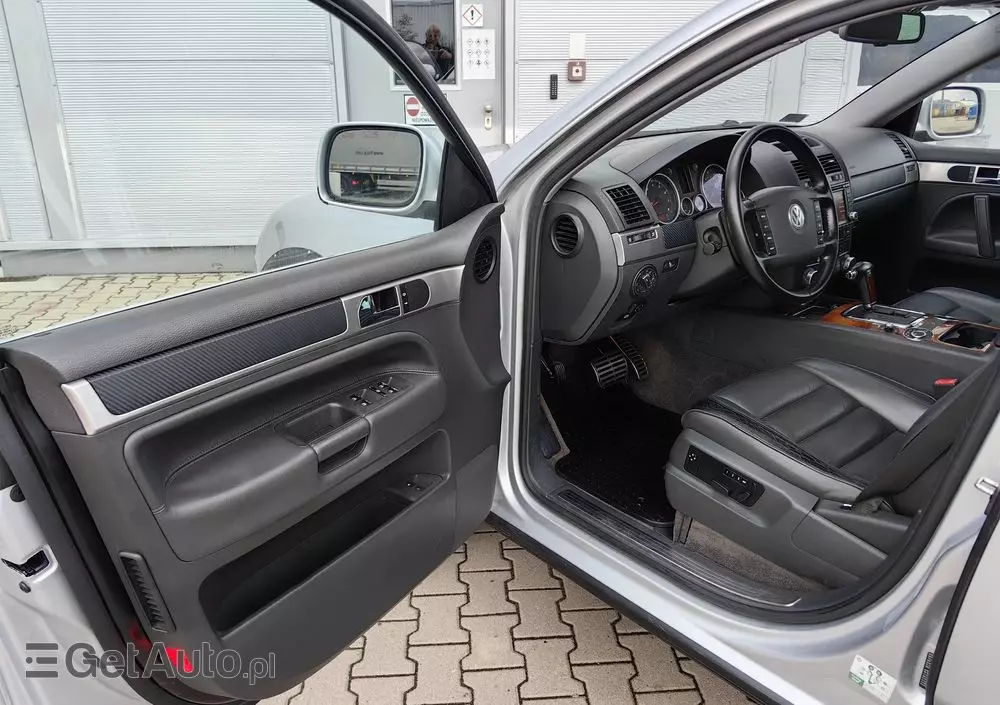 VOLKSWAGEN Touareg 4.2 V8 Automatik