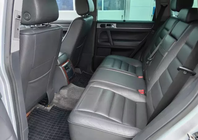 VOLKSWAGEN Touareg 4.2 V8 Automatik