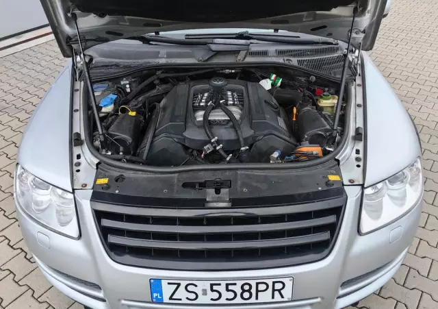 VOLKSWAGEN Touareg 4.2 V8 Automatik