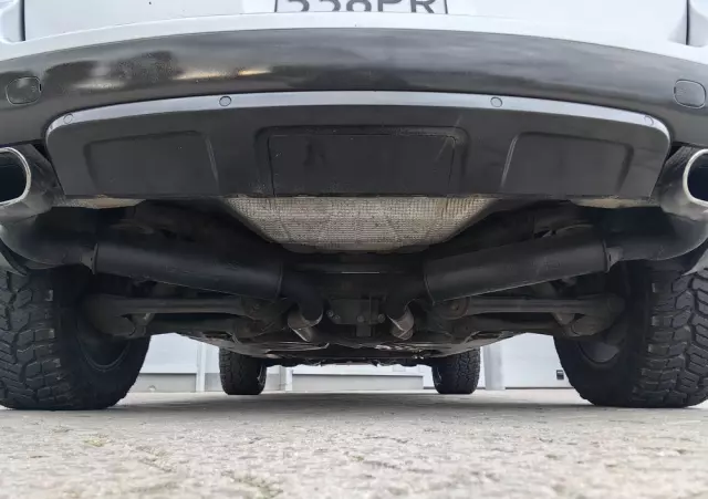 VOLKSWAGEN Touareg 4.2 V8 Automatik