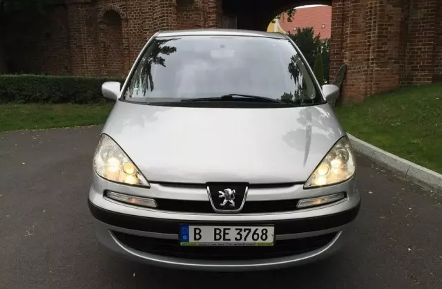 PEUGEOT 807 