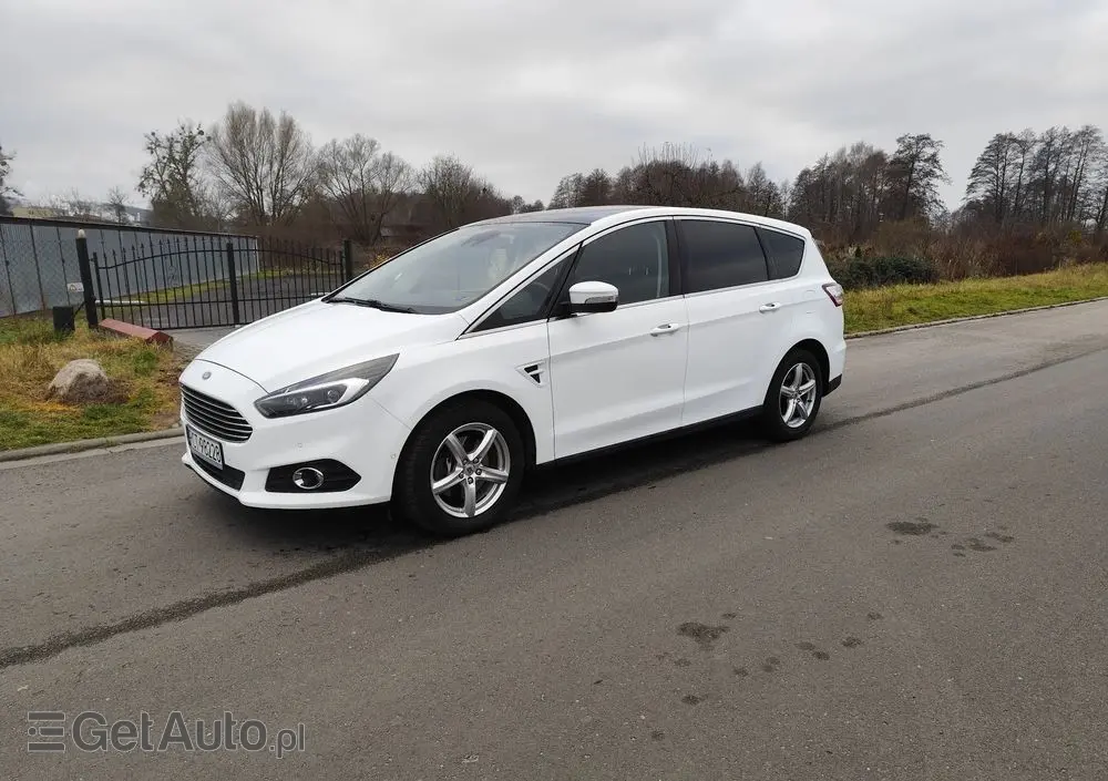 FORD S-Max 2.0 TDCi Titanium PowerShift