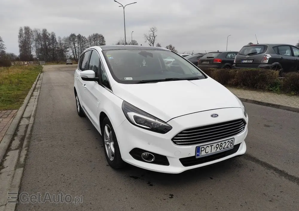 FORD S-Max 2.0 TDCi Titanium PowerShift