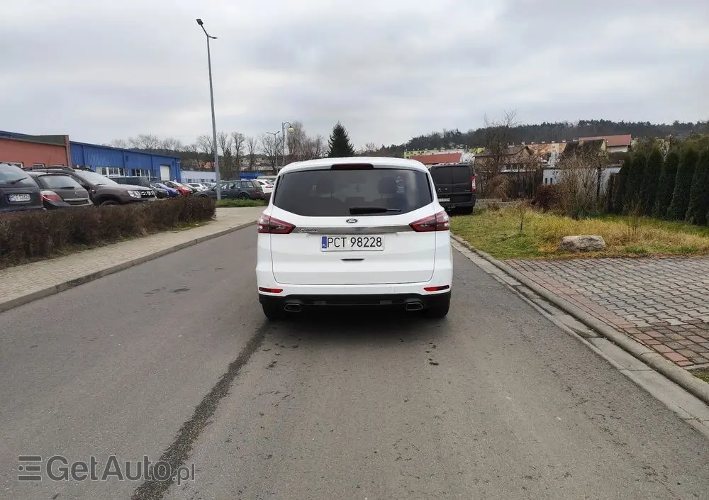 FORD S-Max 2.0 TDCi Titanium PowerShift