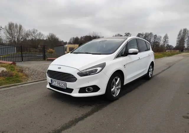FORD S-Max 2.0 TDCi Titanium PowerShift