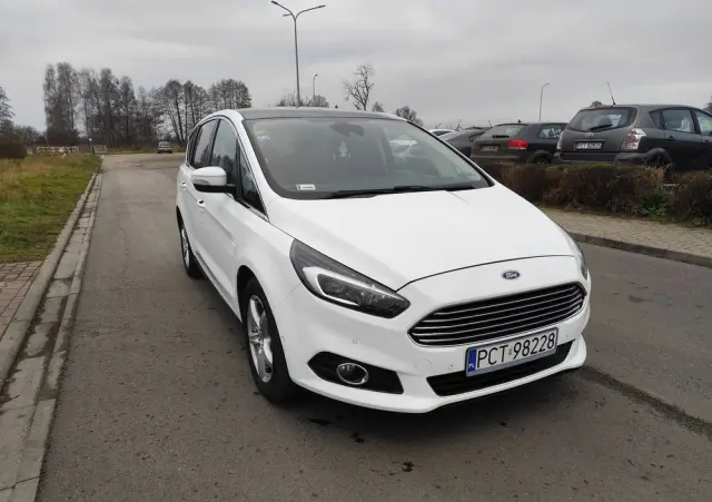 FORD S-Max 2.0 TDCi Titanium PowerShift