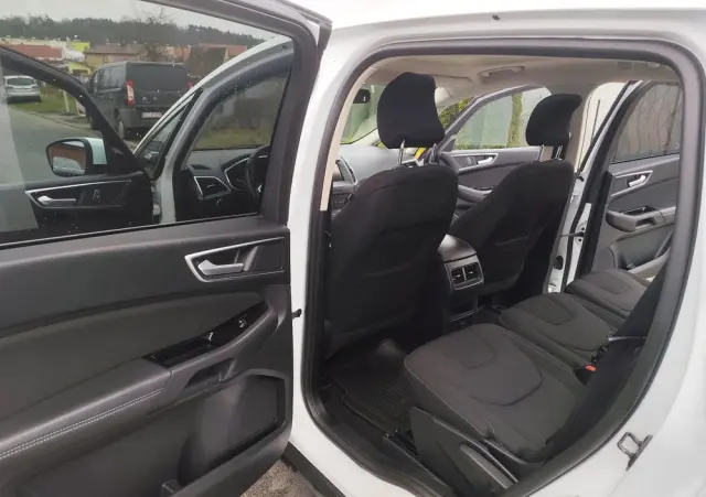 FORD S-Max 2.0 TDCi Titanium PowerShift