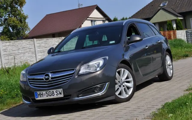 OPEL Insignia 