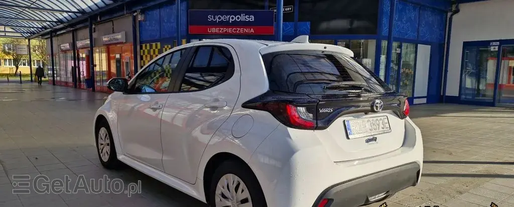 TOYOTA Yaris 