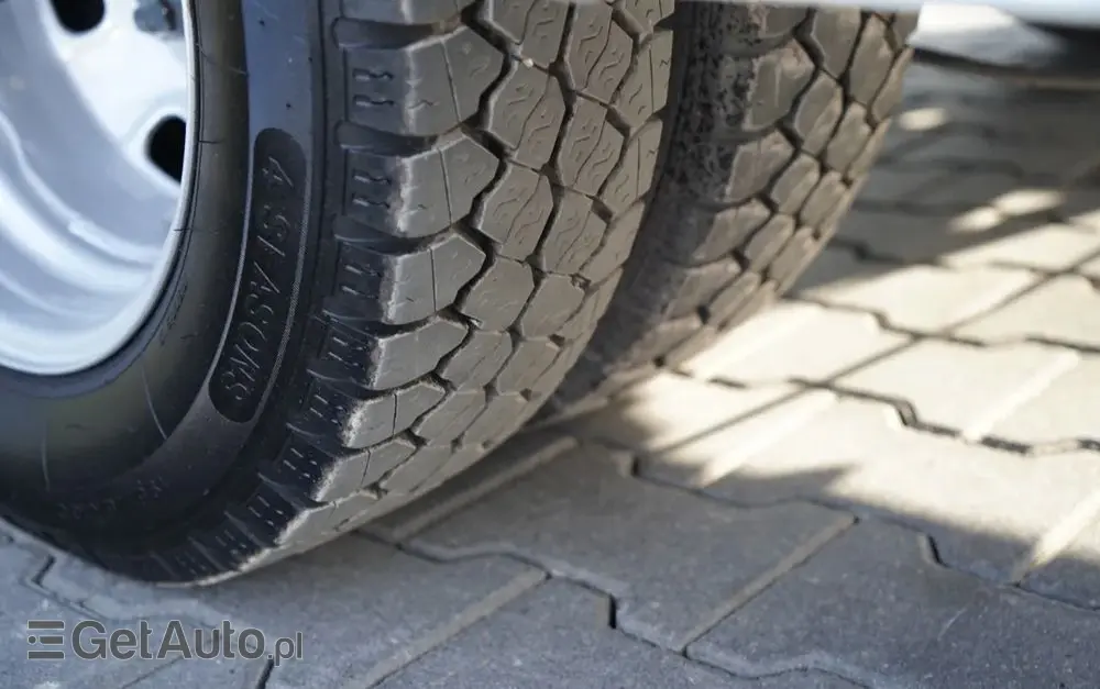 IVECO DAILY 35-160 / KONTENER 4,3 M / BLIŹNIAK DMC: 3500 KG / SPROWADZONY 