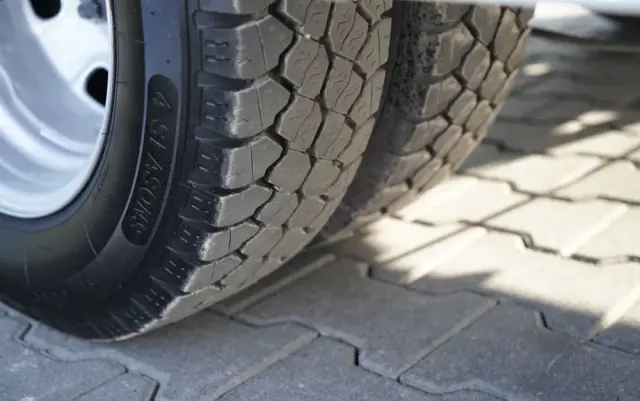 IVECO DAILY 35-160 / KONTENER 4,3 M / BLIŹNIAK DMC: 3500 KG / SPROWADZONY 