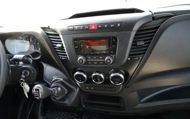 IVECO DAILY 35-160 / KONTENER 4,3 M / BLIŹNIAK DMC: 3500 KG / SPROWADZONY 