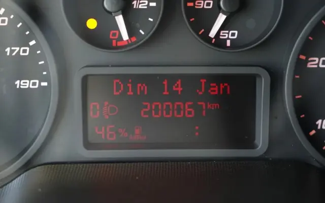 IVECO DAILY 35-160 / KONTENER 4,3 M / BLIŹNIAK DMC: 3500 KG / SPROWADZONY 