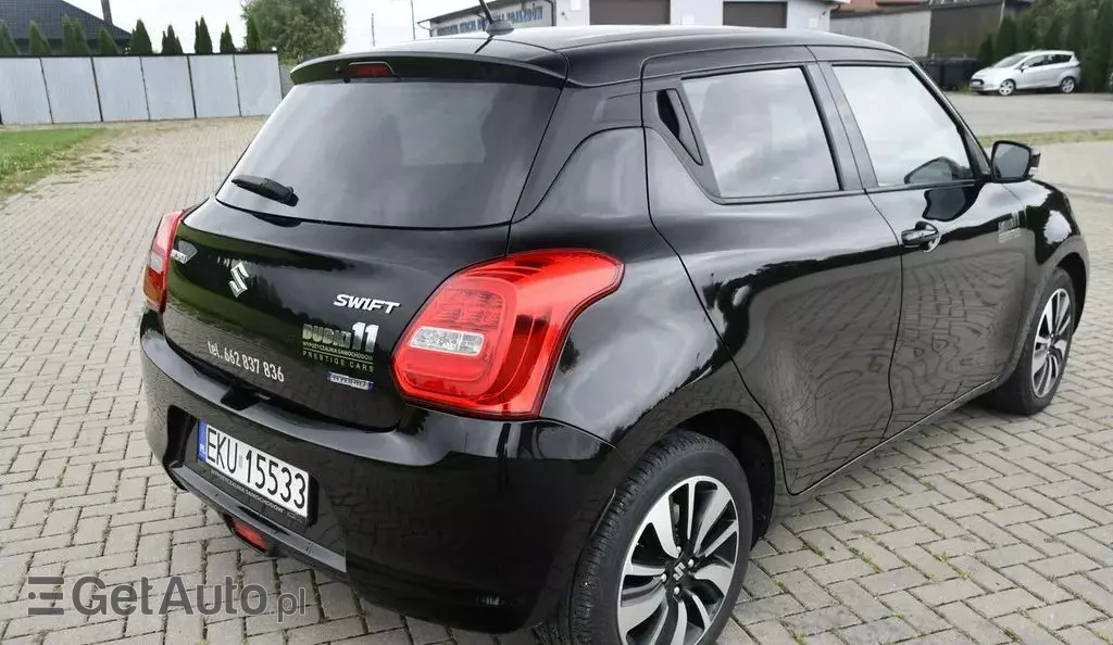 SUZUKI Swift 