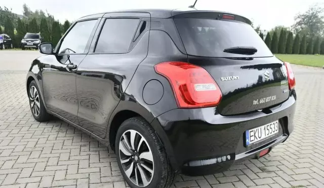 SUZUKI Swift 