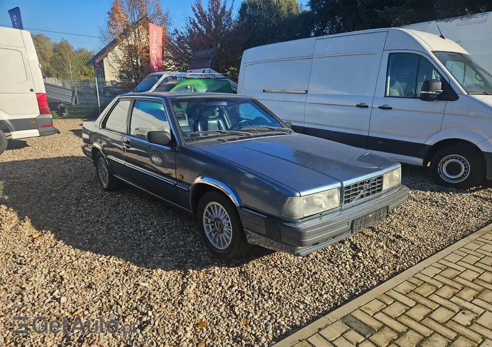VOLVO 780 