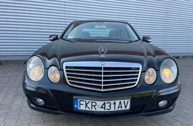 MERCEDES-BENZ Klasa E 