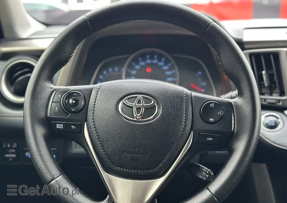 TOYOTA RAV4 2.0 D-4D Active 4x2