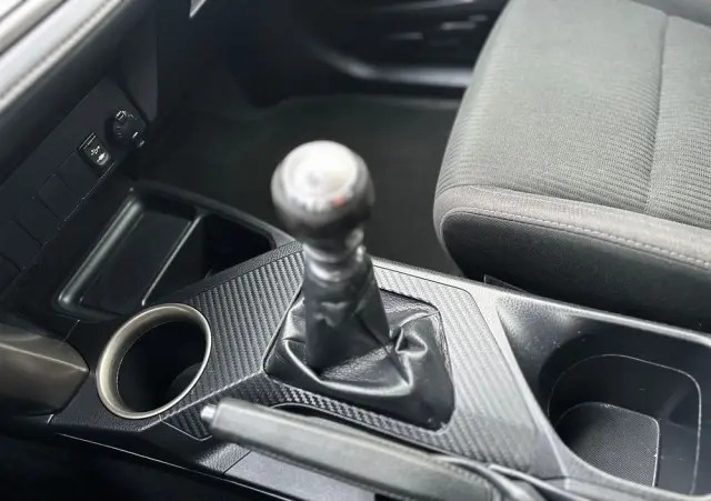 TOYOTA RAV4 2.0 D-4D Active 4x2