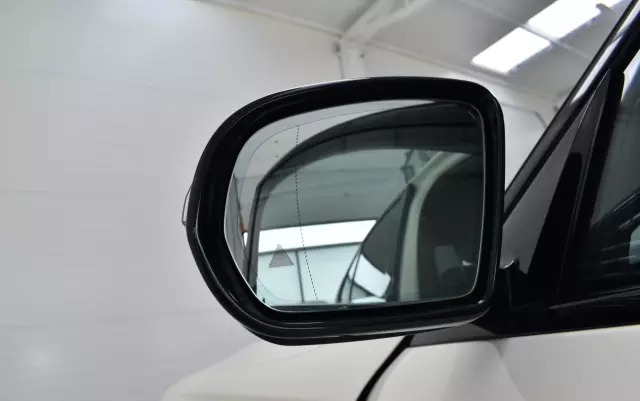 MERCEDES-BENZ Klasa E 220 d T 9G-TRONIC AMG Line