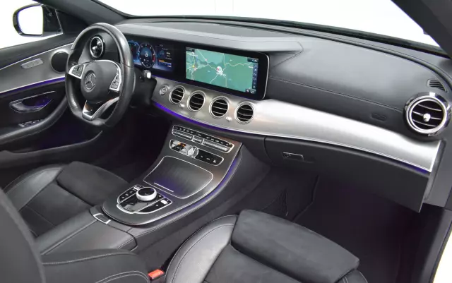 MERCEDES-BENZ Klasa E 220 d T 9G-TRONIC AMG Line