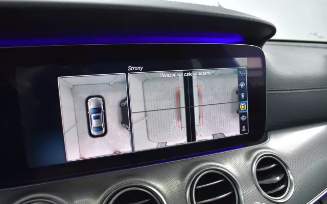 MERCEDES-BENZ Klasa E 220 d T 9G-TRONIC AMG Line