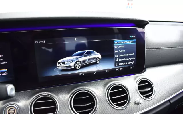 MERCEDES-BENZ Klasa E 220 d T 9G-TRONIC AMG Line