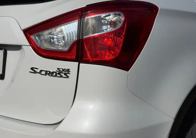 SUZUKI SX4 S-Cross 1.6 VVT 4x2 limited+