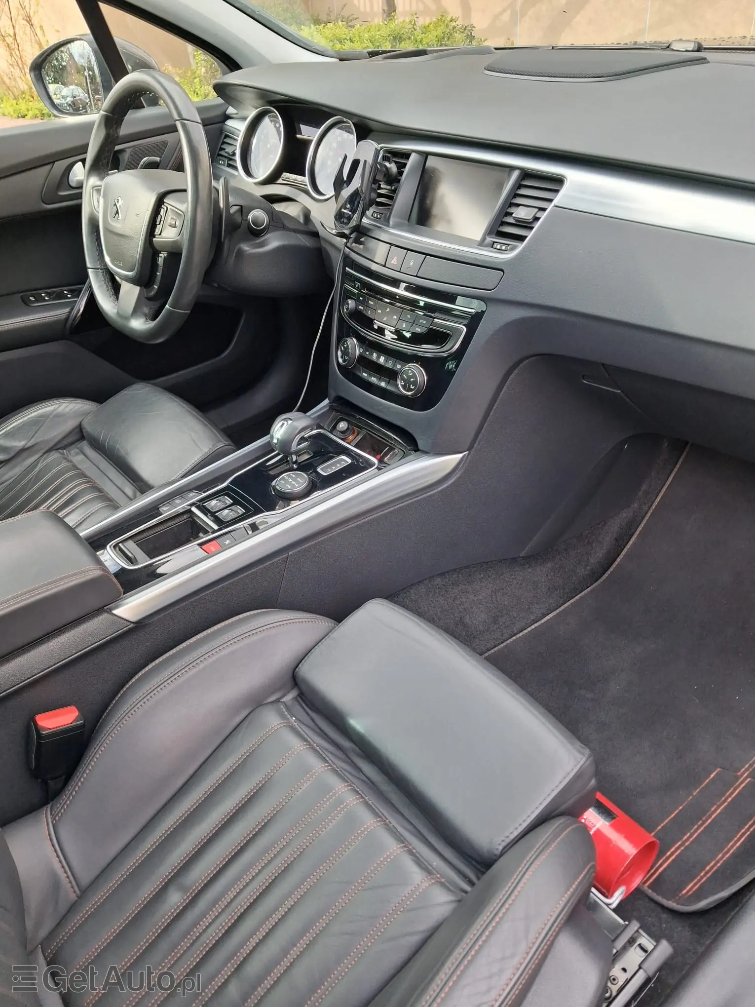 PEUGEOT 508 Hybrid 4 Aut.