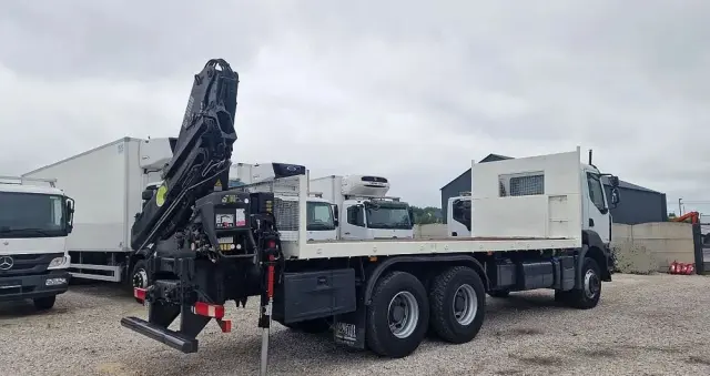 RENAULT Kerax 410DXI 6x4 HIAB 166 z Pilot 