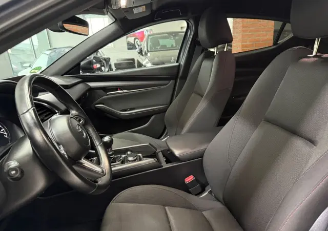 MAZDA 3 E-SKYACTIV-G 2.0 M HYBRID 150 HOMURA