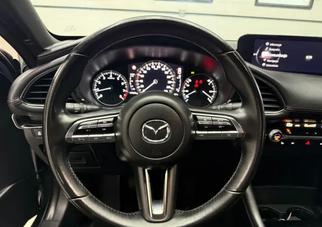 MAZDA 3 E-SKYACTIV-G 2.0 M HYBRID 150 HOMURA