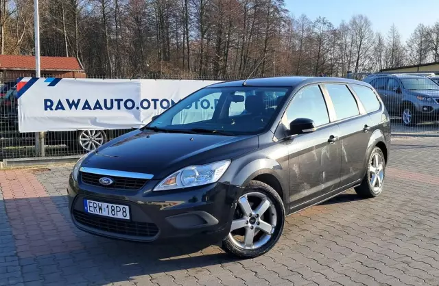 FORD Focus 1.6 16V Ambiente