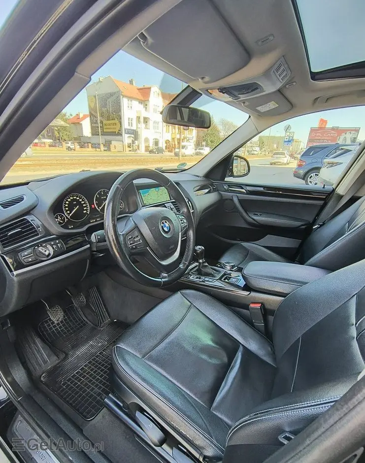 BMW X3 SDrive18d Luxury Line