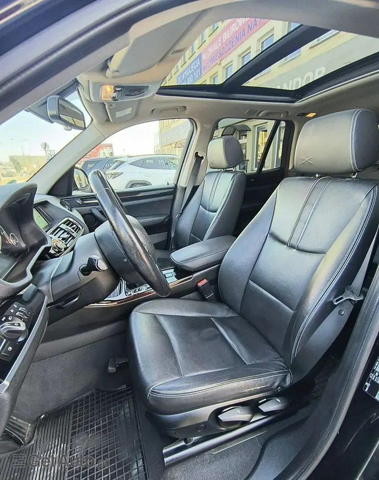 BMW X3 SDrive18d Luxury Line