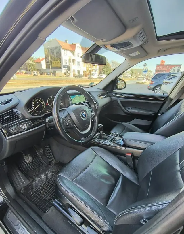 BMW X3 SDrive18d Luxury Line