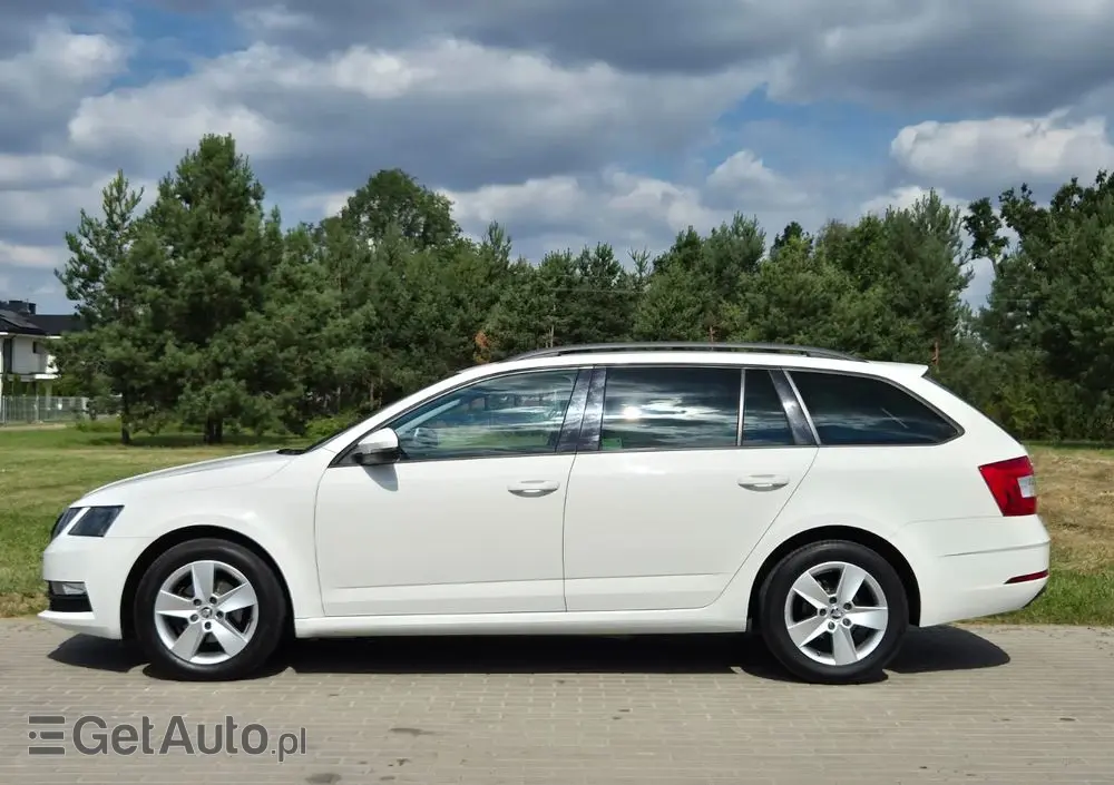 SKODA Octavia 1.6 TDI Ambition