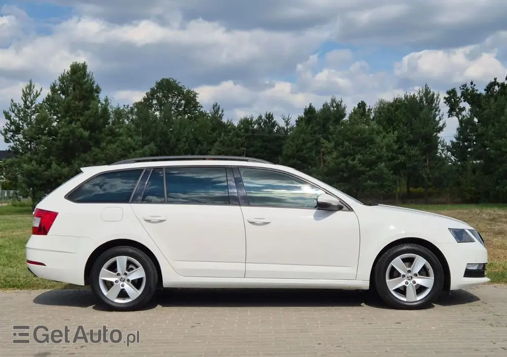 SKODA Octavia 1.6 TDI Ambition