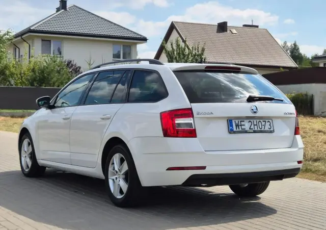 SKODA Octavia 1.6 TDI Ambition